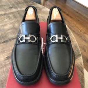 Salvatore Ferragamo Master Loafers - Black 9D